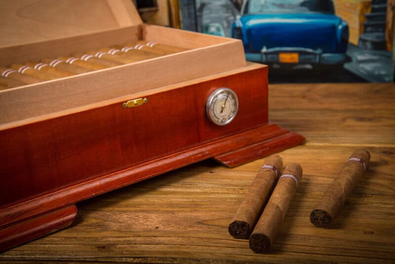 cigar humidifier