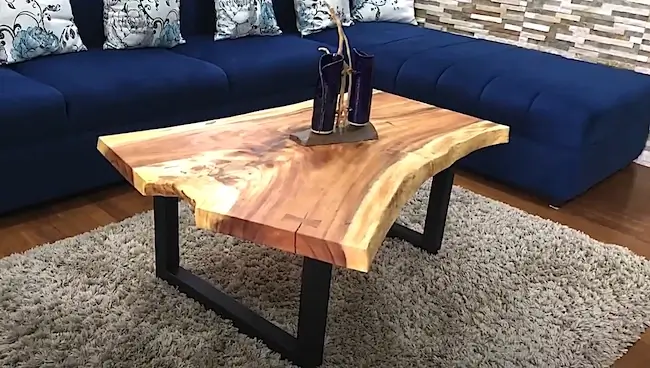 table made from acacia furniture