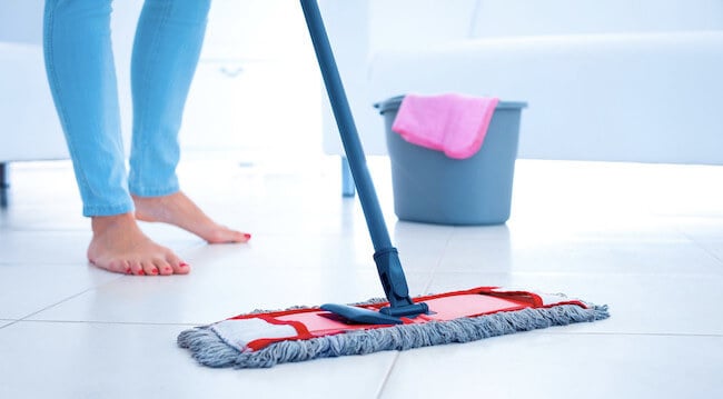 How to Deep Clean Bathroom Floor