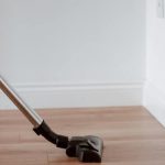why is it hard to push upright vacuum cleaners