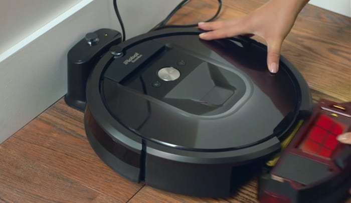 4 Steps To Clean Roomba Bag